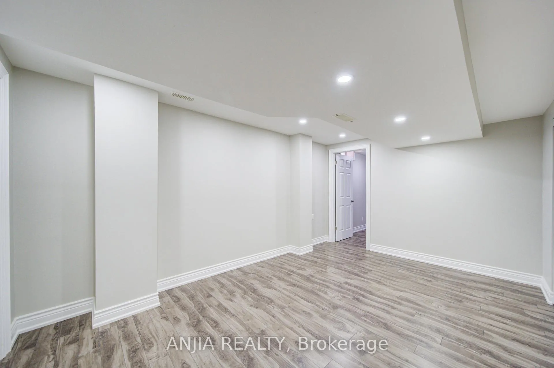 Photo 48 of 87 Lampton Crescent, Markham, Wismer — HOMEH