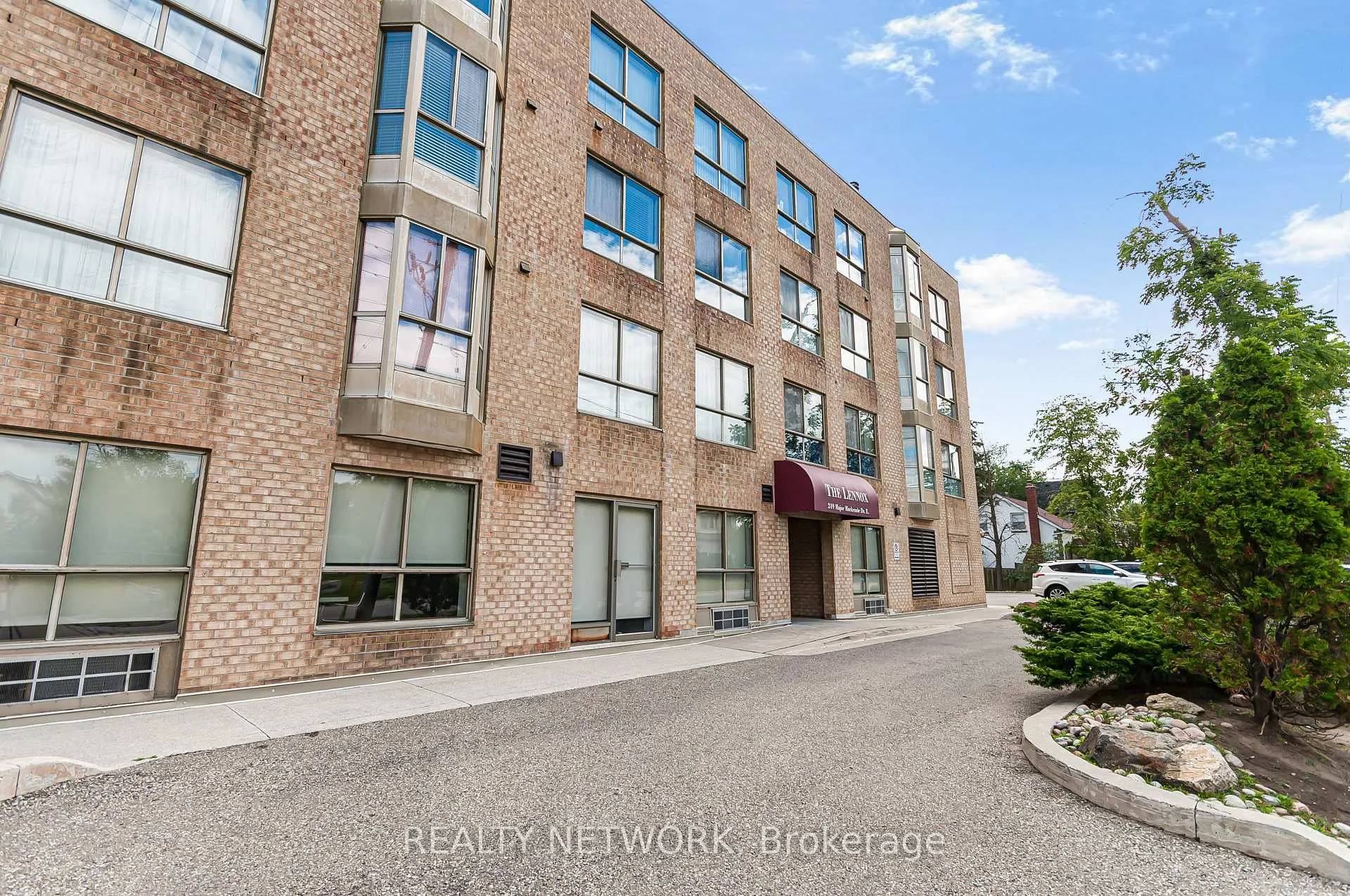 Front of Unit 106, 249 Major Mackenzie Drive E