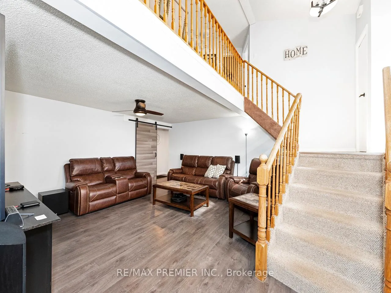 Photo 30 of 203 Burns Circle, Barrie, Northwest — HOMEH