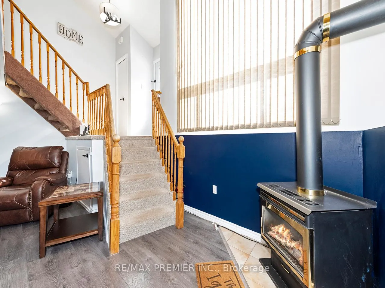Photo 31 of 203 Burns Circle, Barrie, Northwest — HOMEH