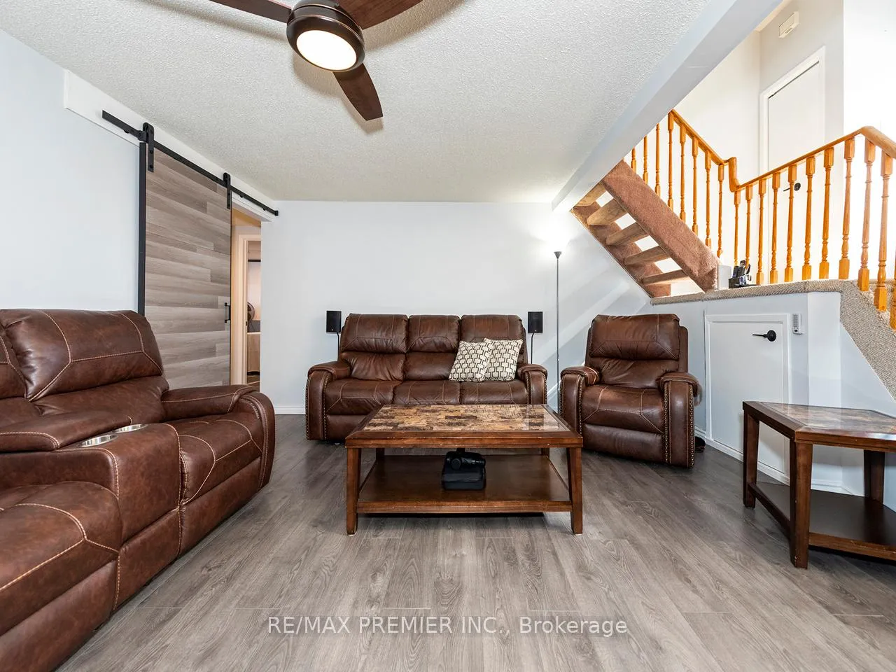 Photo 35 of 203 Burns Circle, Barrie, Northwest — HOMEH