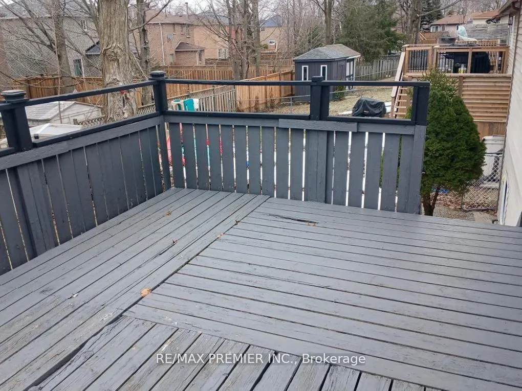 Photo 43 of 203 Burns Circle, Barrie, Northwest — HOMEH