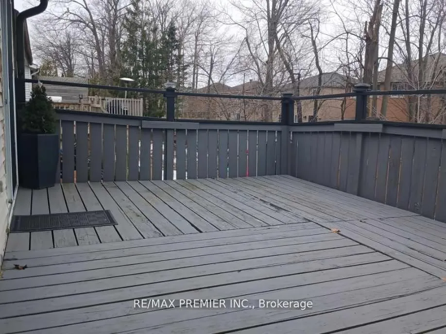 Photo 44 of 203 Burns Circle, Barrie, Northwest — HOMEH