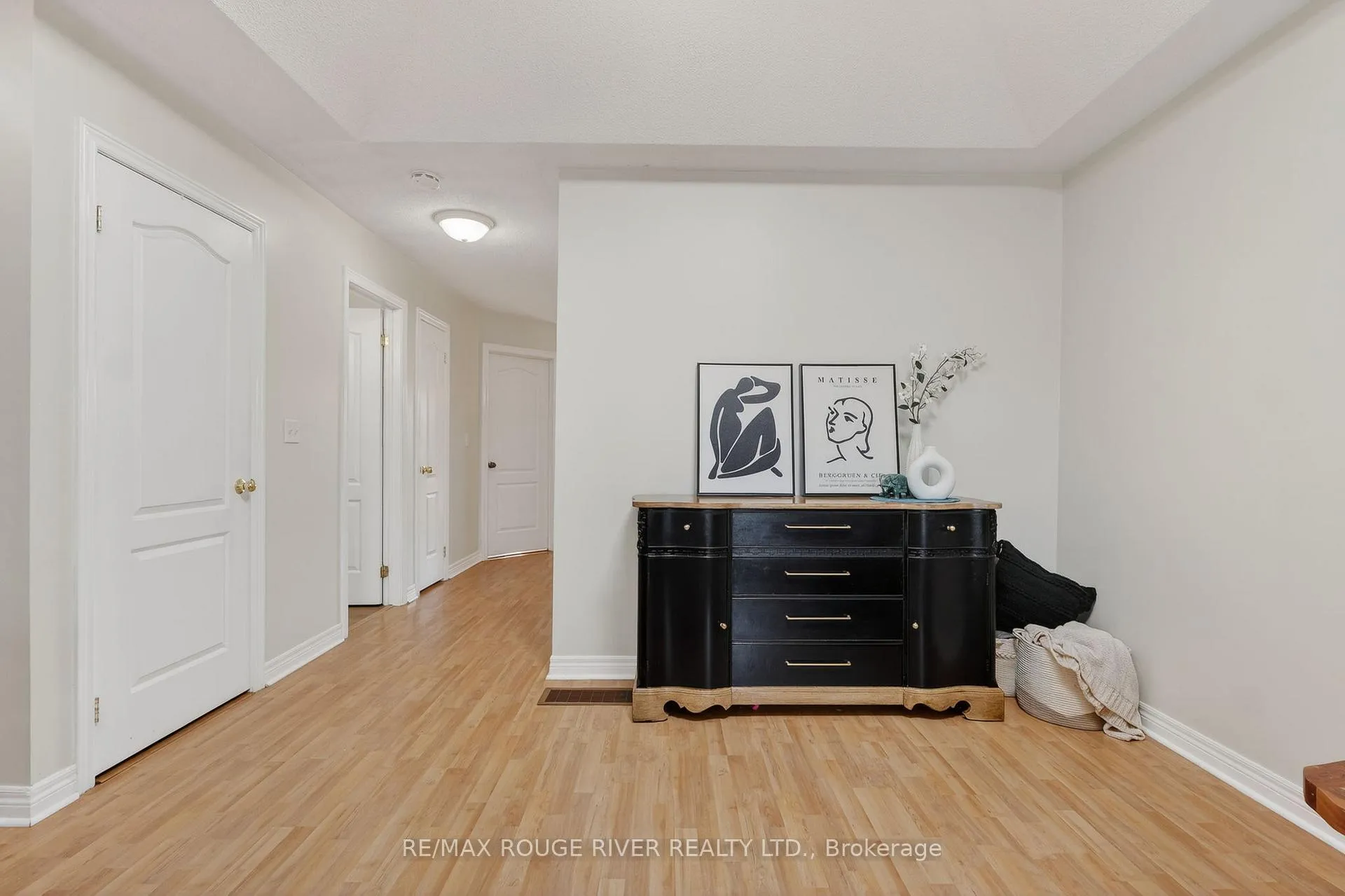 Photo 11 of 228 Ruttan Terrace, Cobourg — HOMEH