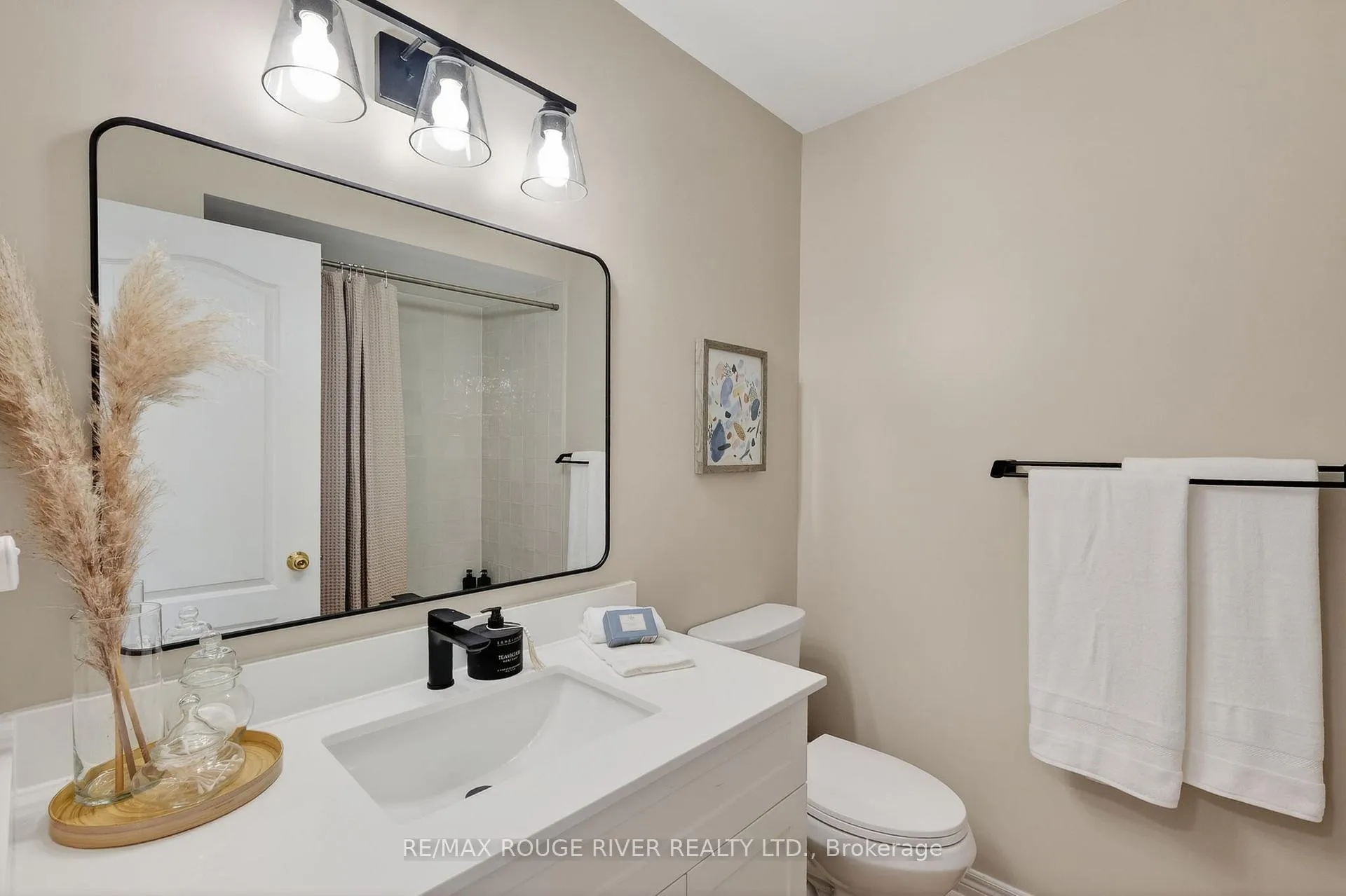 Photo 20 of 228 Ruttan Terrace, Cobourg — HOMEH
