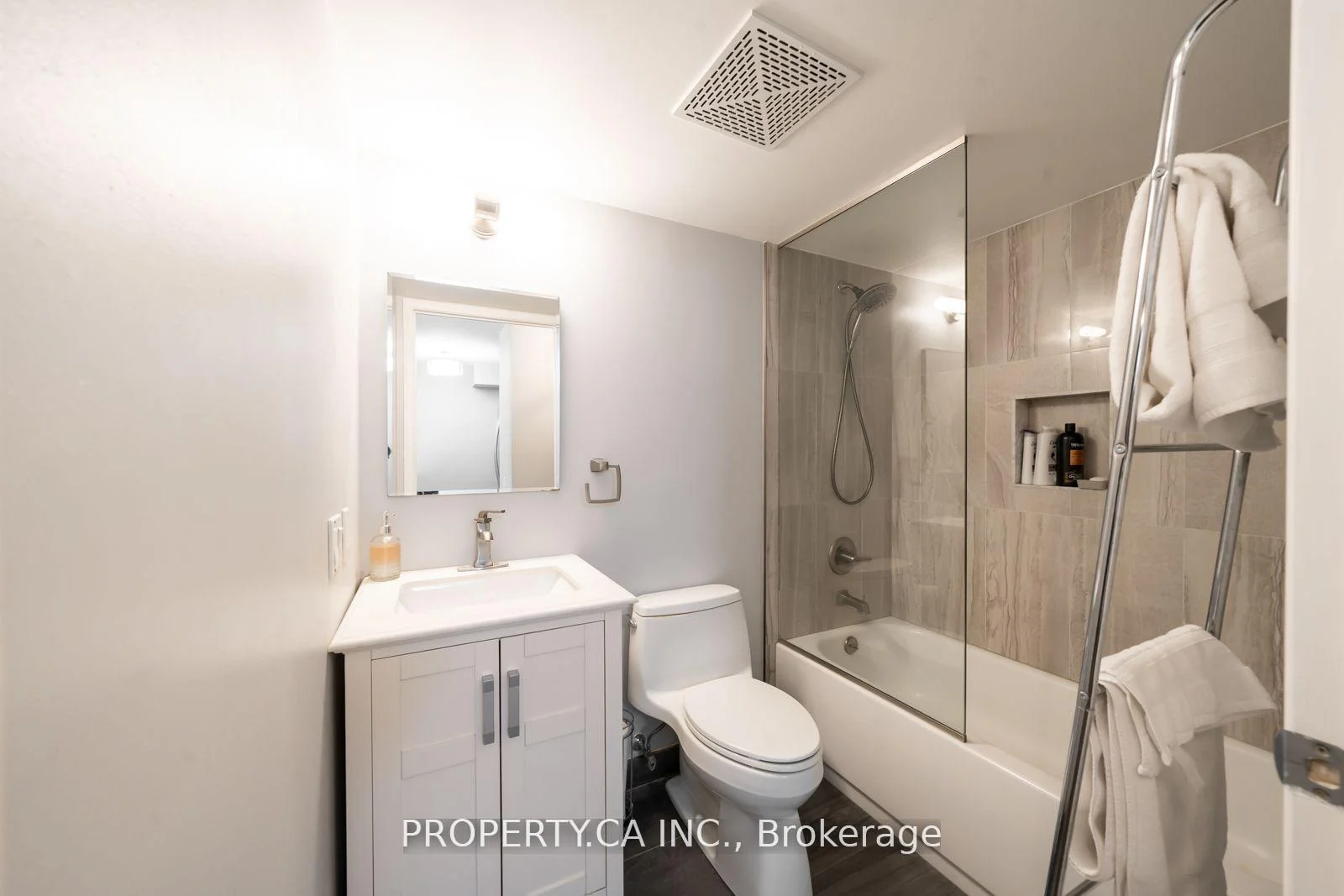 Photo 17 of Unit 202, 60 St Clair Avenue W, Toronto, Yonge-St. Clair — HOMEH