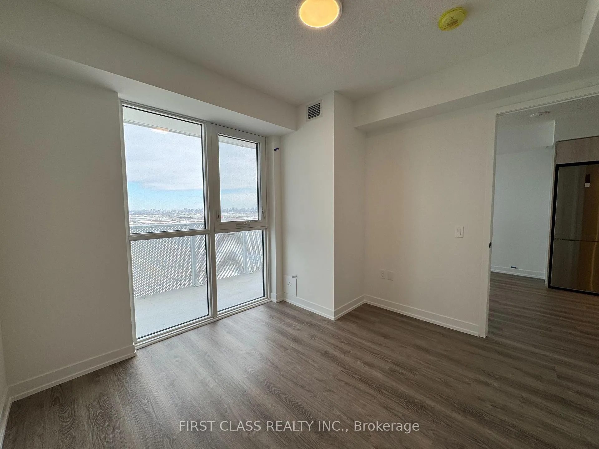 Photo 4 of Unit 3501, 195 Commerce Street, Vaughan, Vaughan Corporate Centre — HOMEH