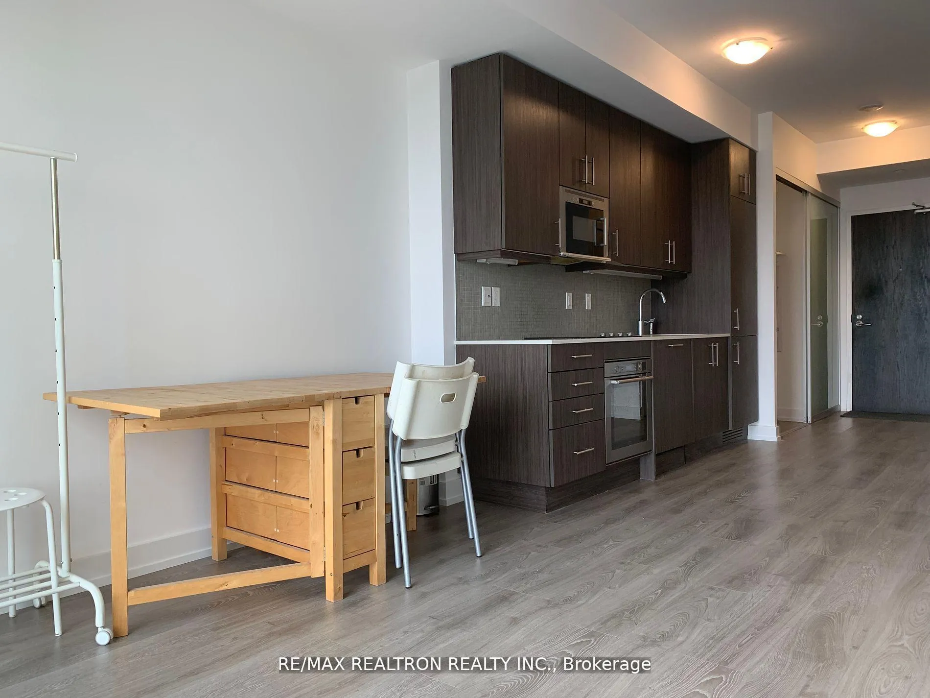 Photo 14 of Unit 917, 297 College Street, Toronto, Kensington-Chinatown — HOMEH