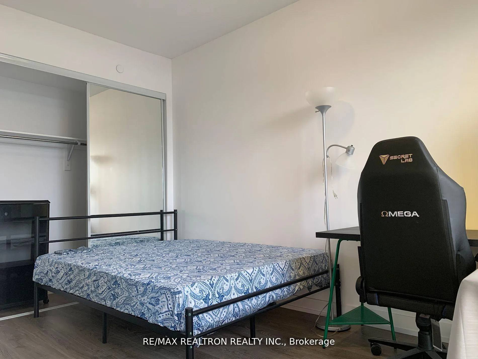 Photo 15 of Unit 917, 297 College Street, Toronto, Kensington-Chinatown — HOMEH