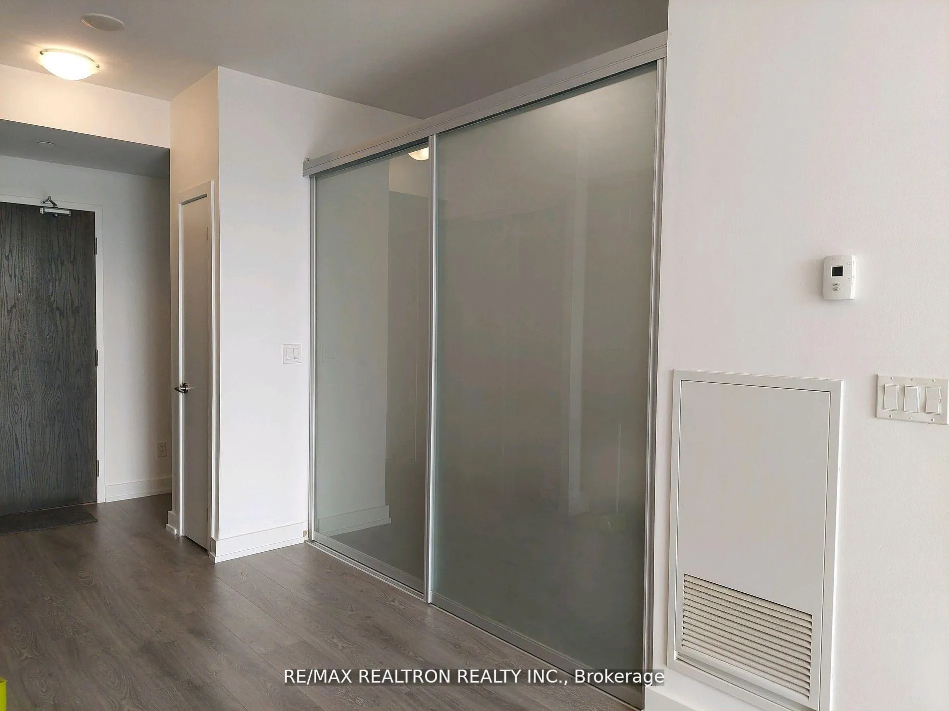 Photo 20 of Unit 917, 297 College Street, Toronto, Kensington-Chinatown — HOMEH