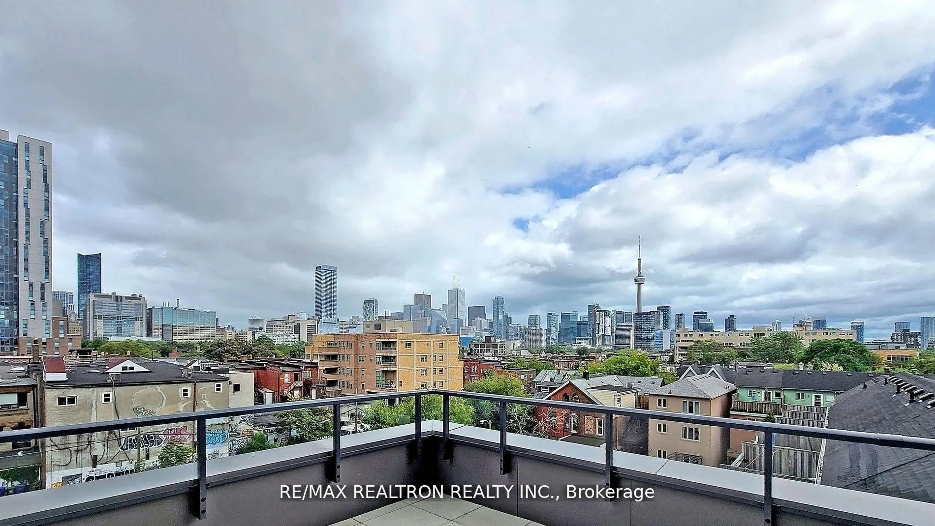 Photo 33 of Unit 917, 297 College Street, Toronto, Kensington-Chinatown — HOMEH
