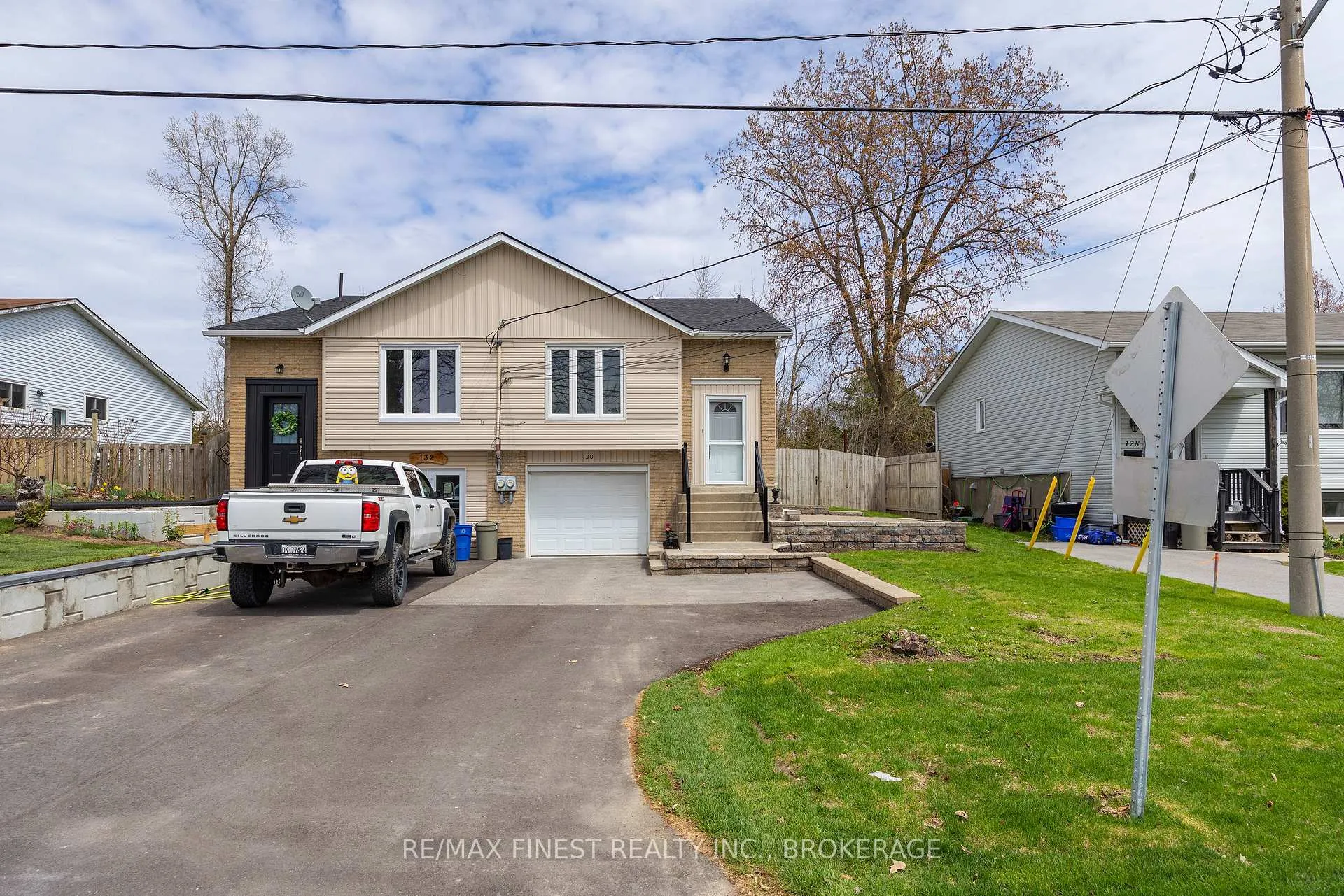 Photo 2 of 130 Sir John Johnson Drive, Loyalist, Bath — HOMEH