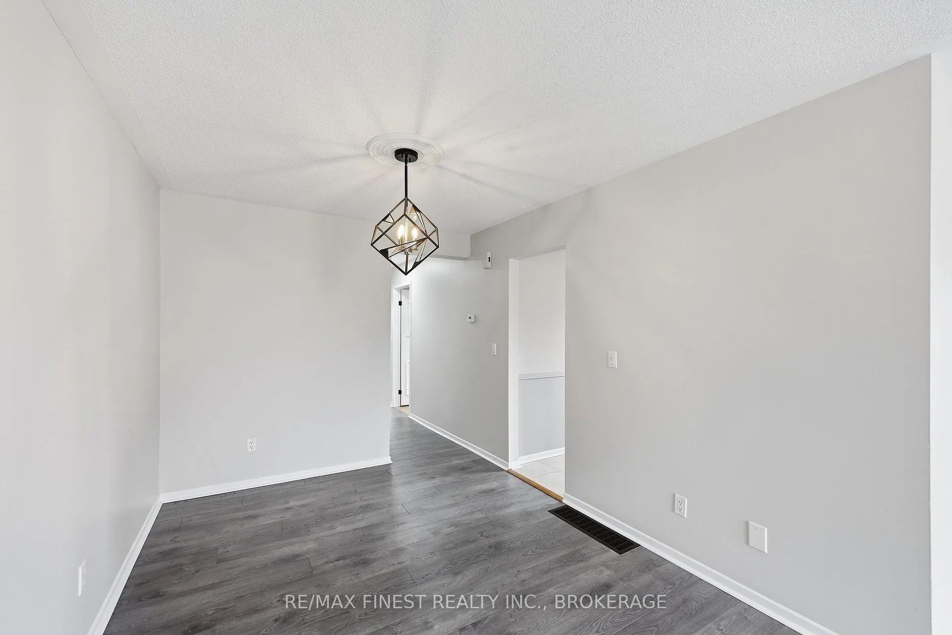 Photo 12 of 130 Sir John Johnson Drive, Loyalist, Bath — HOMEH