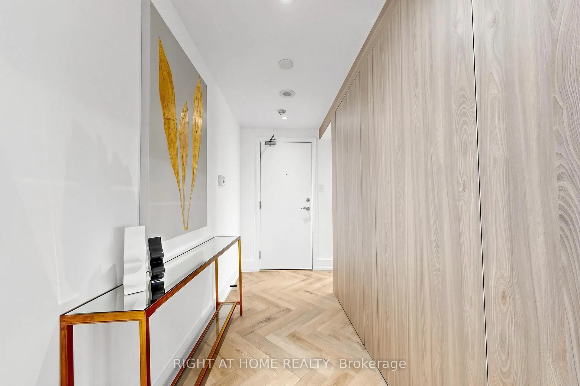 Photo 6 of Unit 1510, 7420 Bathurst Street, Vaughan, Brownridge — HOMEH