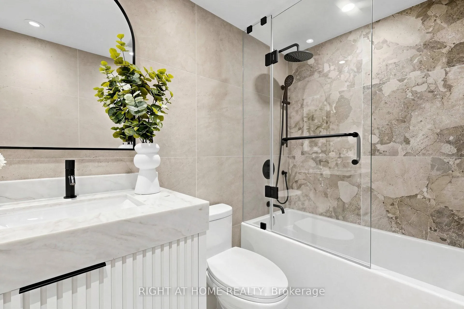 Photo 18 of Unit 1510, 7420 Bathurst Street, Vaughan, Brownridge — HOMEH