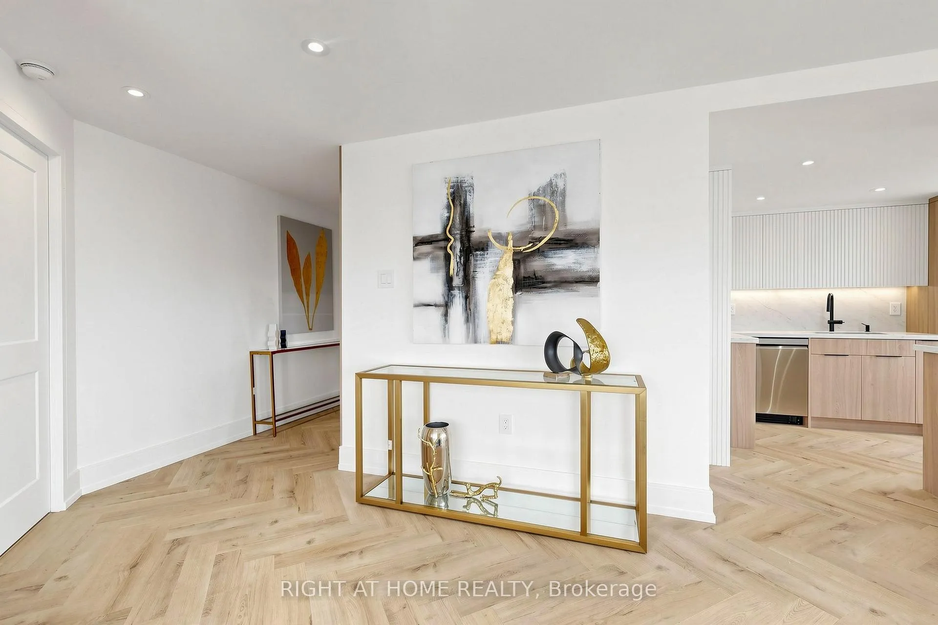 Photo 32 of Unit 1510, 7420 Bathurst Street, Vaughan, Brownridge — HOMEH
