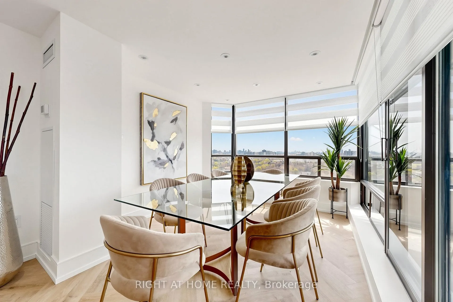 Photo 36 of Unit 1510, 7420 Bathurst Street, Vaughan, Brownridge — HOMEH