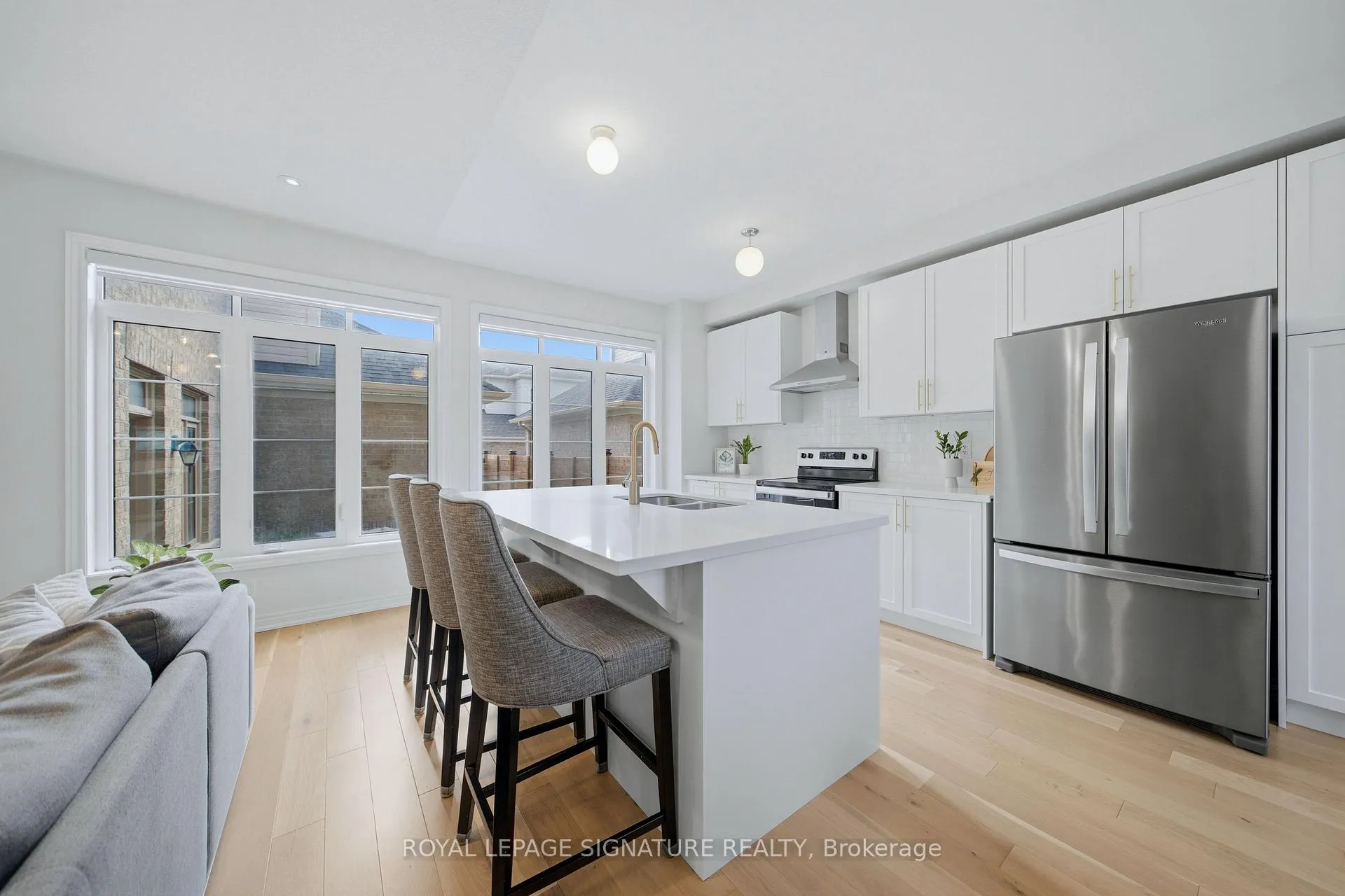 Photo 14 of 209 Clockwork Drive, Brampton, Northwest Brampton — HOMEH