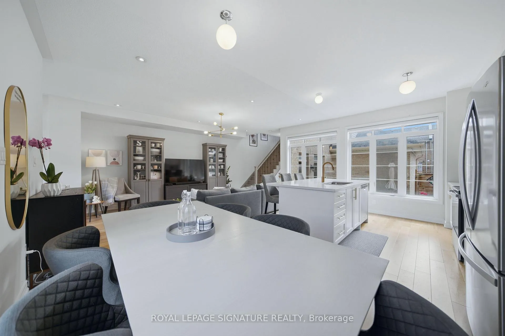 Photo 15 of 209 Clockwork Drive, Brampton, Northwest Brampton — HOMEH