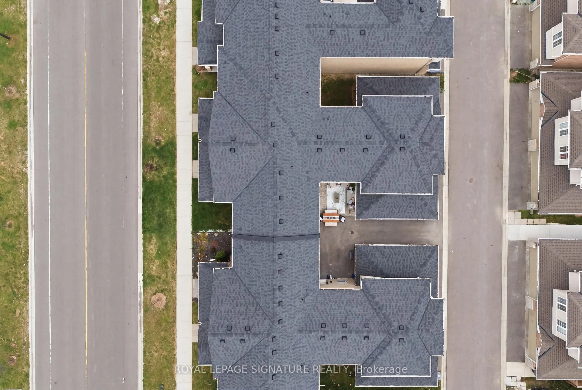 Photo 47 of 209 Clockwork Drive, Brampton, Northwest Brampton — HOMEH
