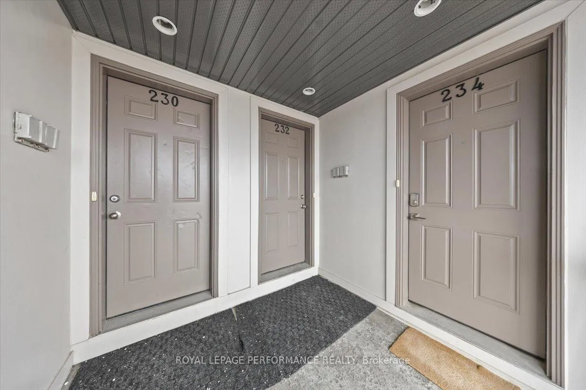 Photo 3 of 232 Shanly Private, Ottawa, Barrhaven - Stonebridge — HOMEH