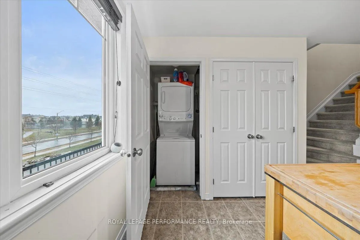 Photo 9 of 232 Shanly Private, Ottawa, Barrhaven - Stonebridge — HOMEH