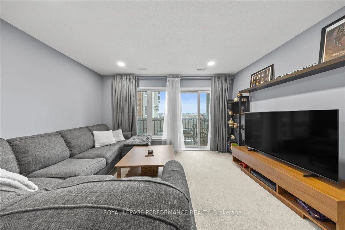 Photo 17 of 232 Shanly Private, Ottawa, Barrhaven - Stonebridge — HOMEH