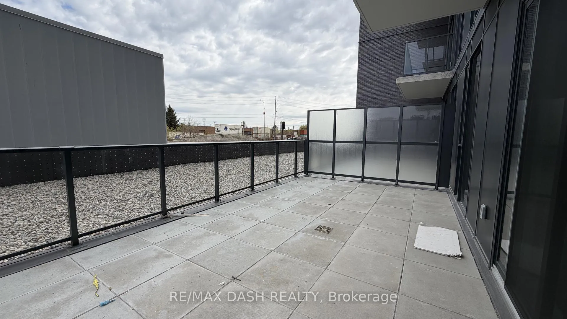 Photo 21 of 10 Flavelle Trail, Vaughan, Steeles West Industrial — HOMEH