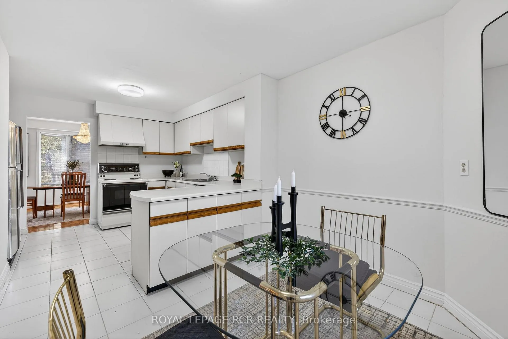 Photo 19 of Unit 44, 68 Confederation Way, Markham, Thornhill — HOMEH