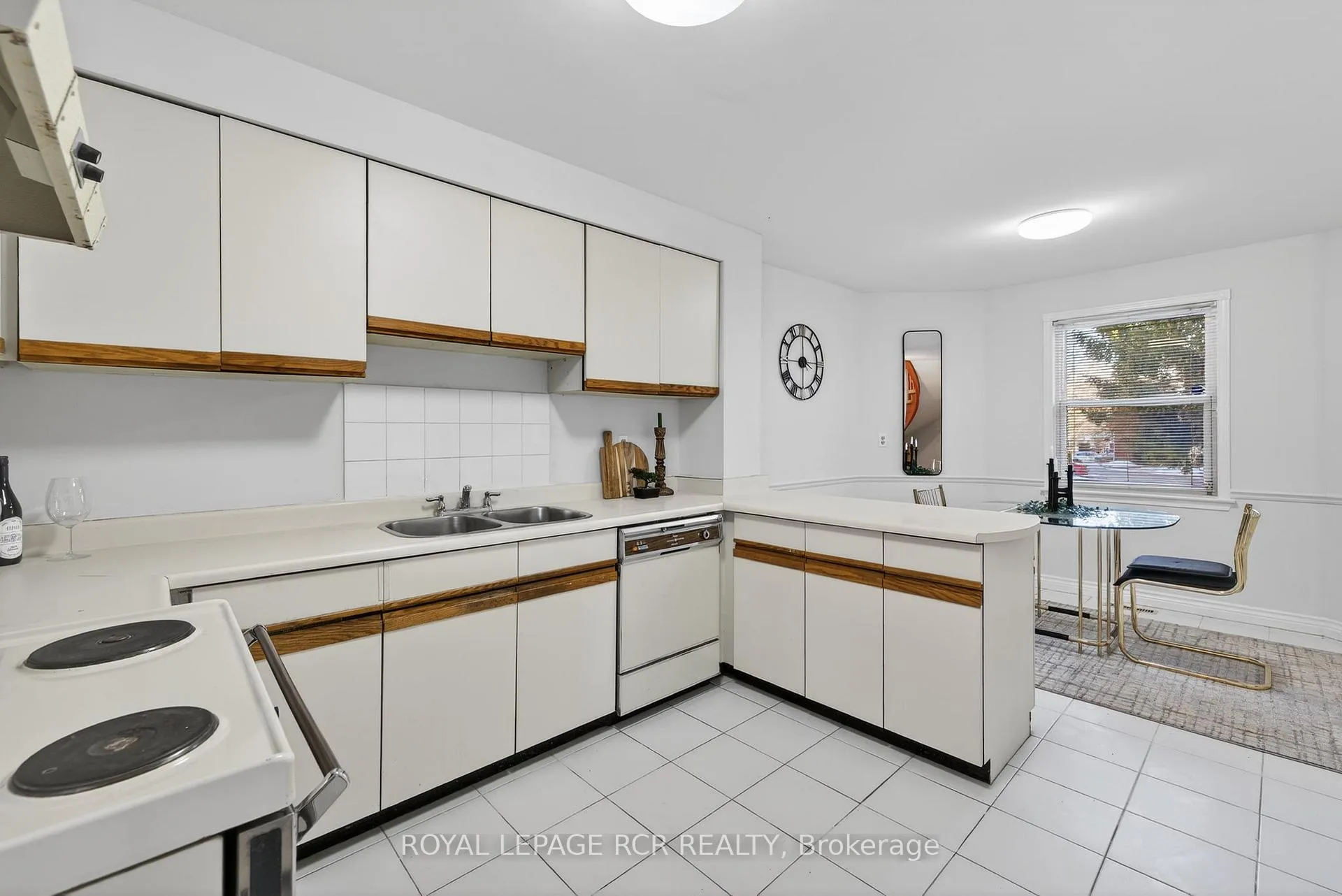 Photo 20 of Unit 44, 68 Confederation Way, Markham, Thornhill — HOMEH