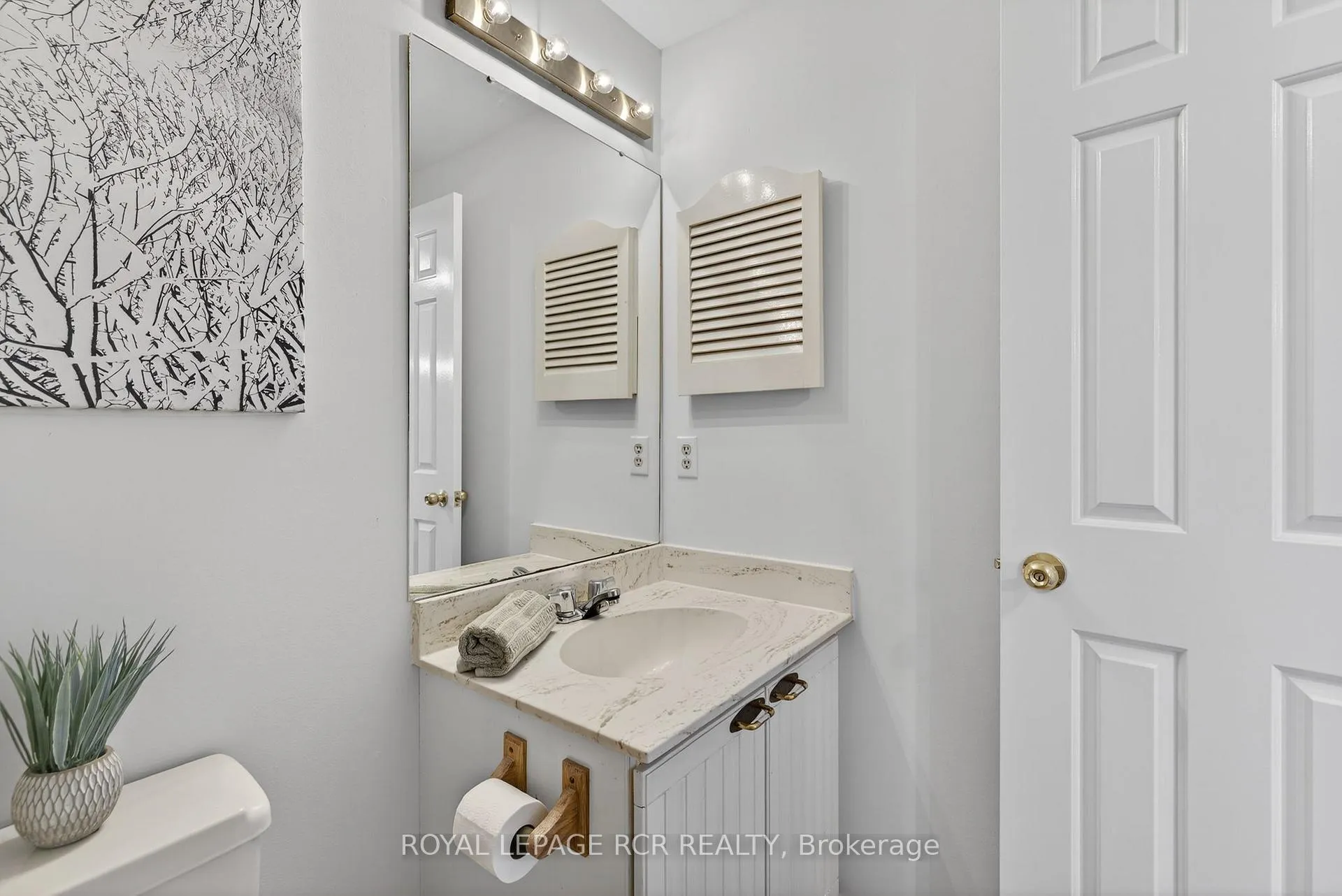 Photo 35 of Unit 44, 68 Confederation Way, Markham, Thornhill — HOMEH