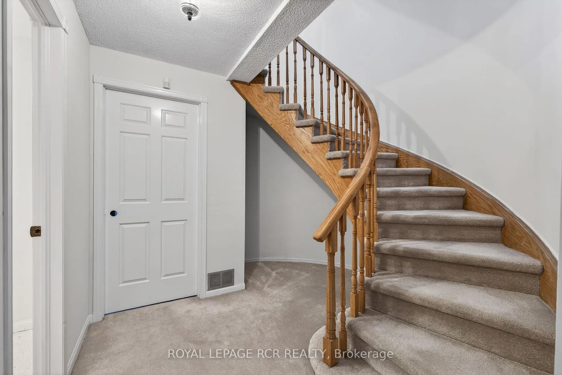 Photo 36 of Unit 44, 68 Confederation Way, Markham, Thornhill — HOMEH
