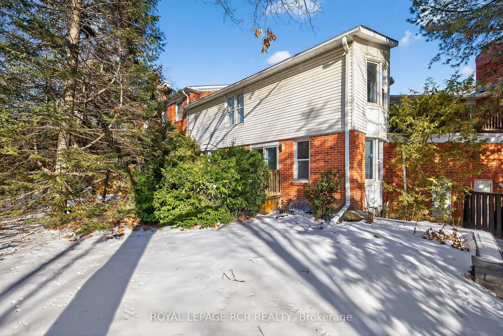 Photo 54 of Unit 44, 68 Confederation Way, Markham, Thornhill — HOMEH