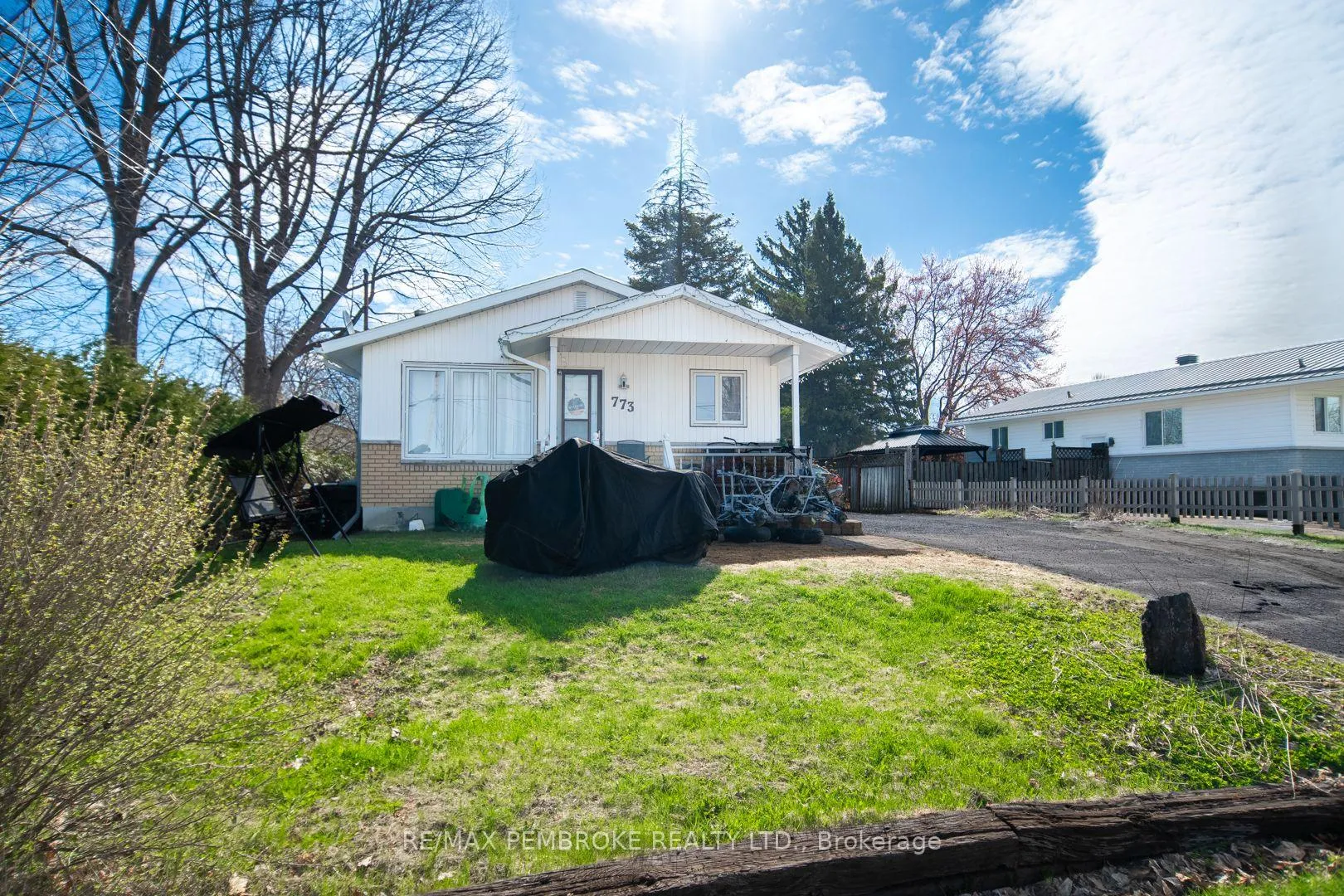 Photo 1 of 773 Leahey Street, Pembroke — HOMEH