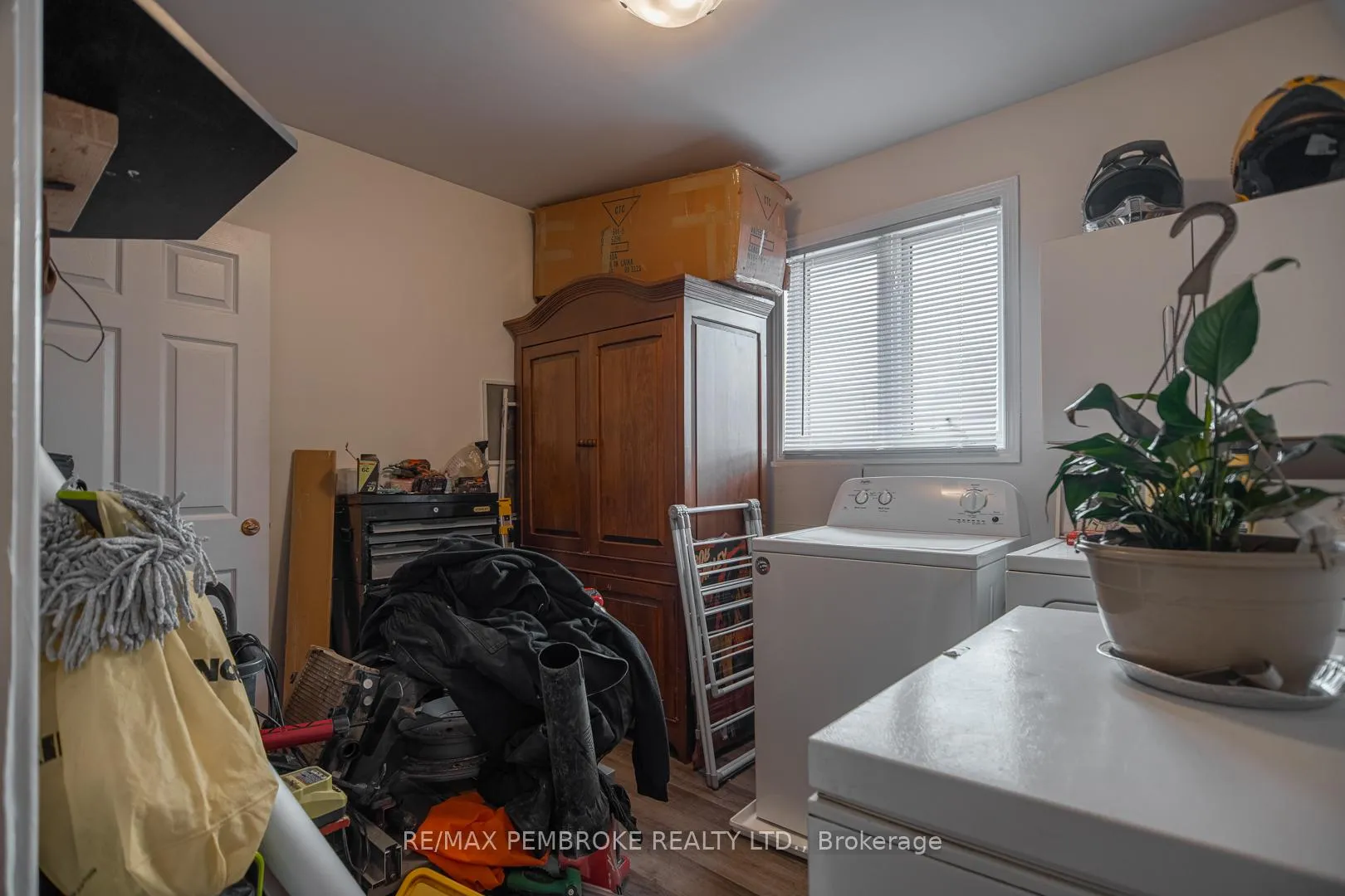 Photo 11 of 773 Leahey Street, Pembroke — HOMEH