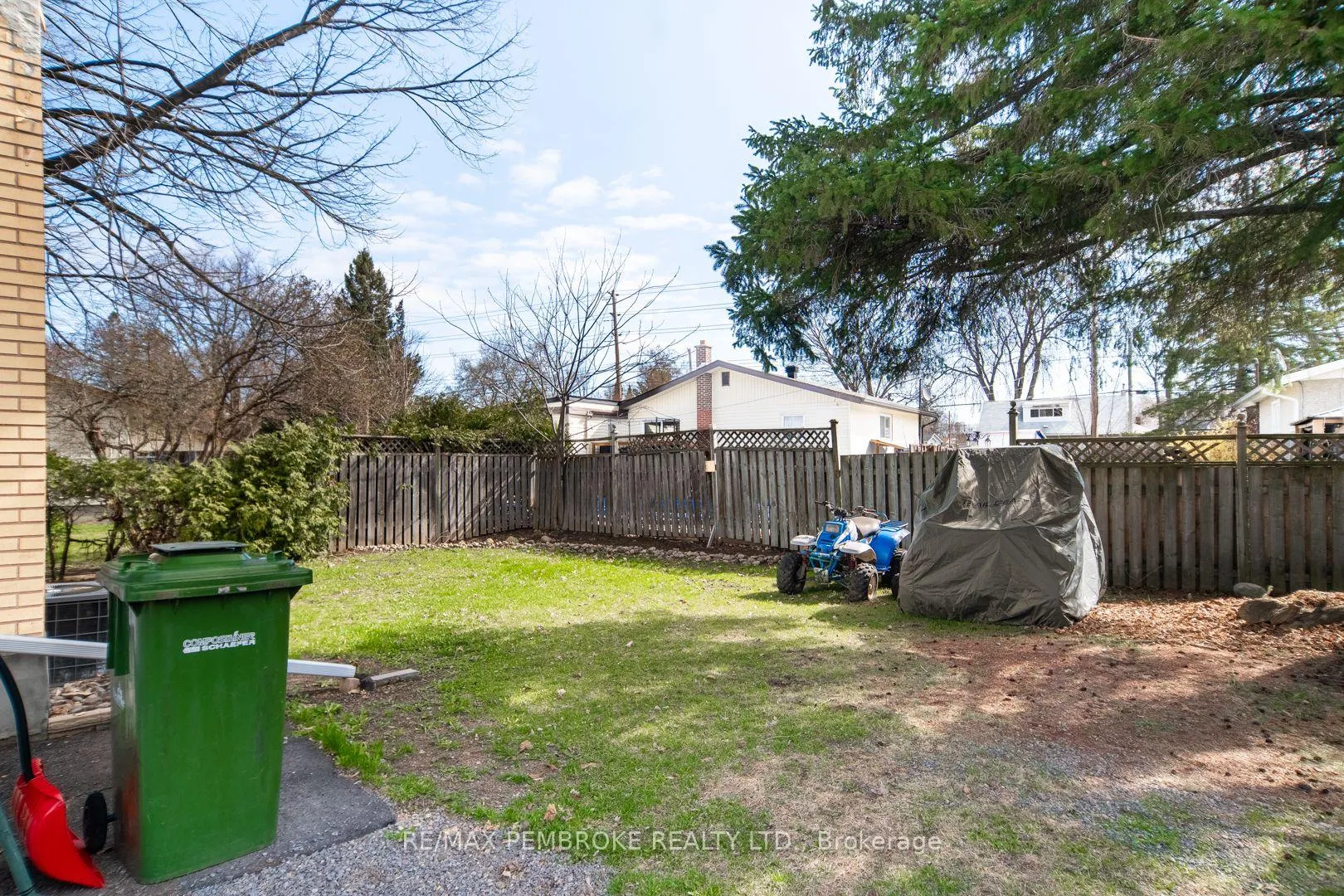 Photo 34 of 773 Leahey Street, Pembroke — HOMEH