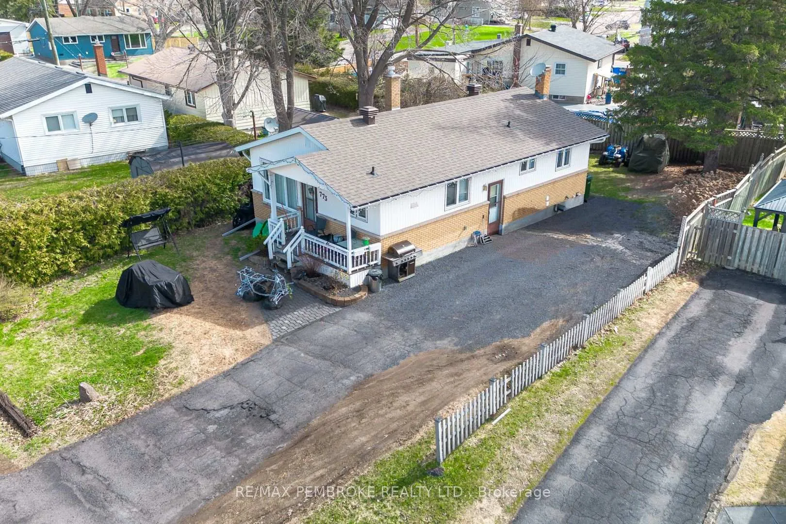 Photo 42 of 773 Leahey Street, Pembroke — HOMEH