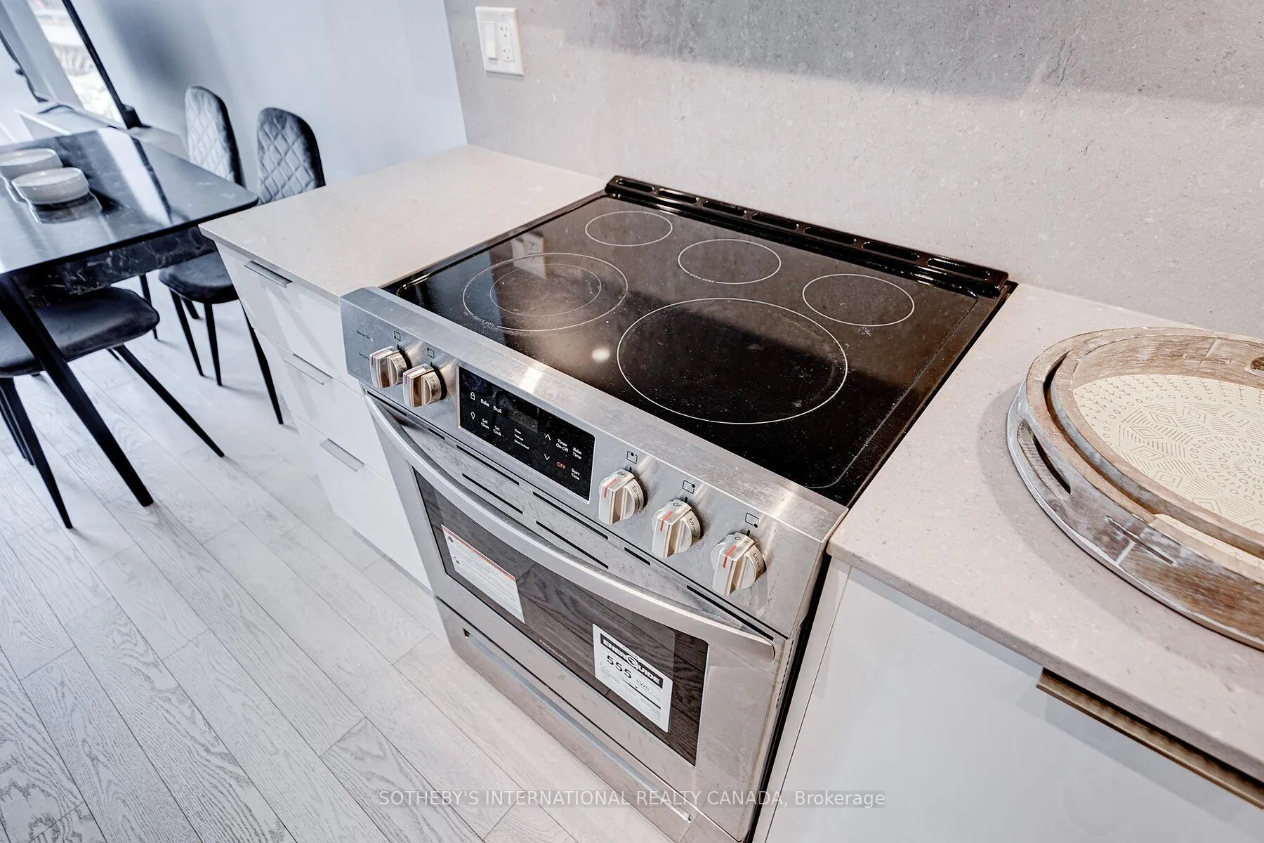 Photo 16 of Unit 402, 25 Richmond Street E, Toronto, Church-Yonge Corridor — HOMEH