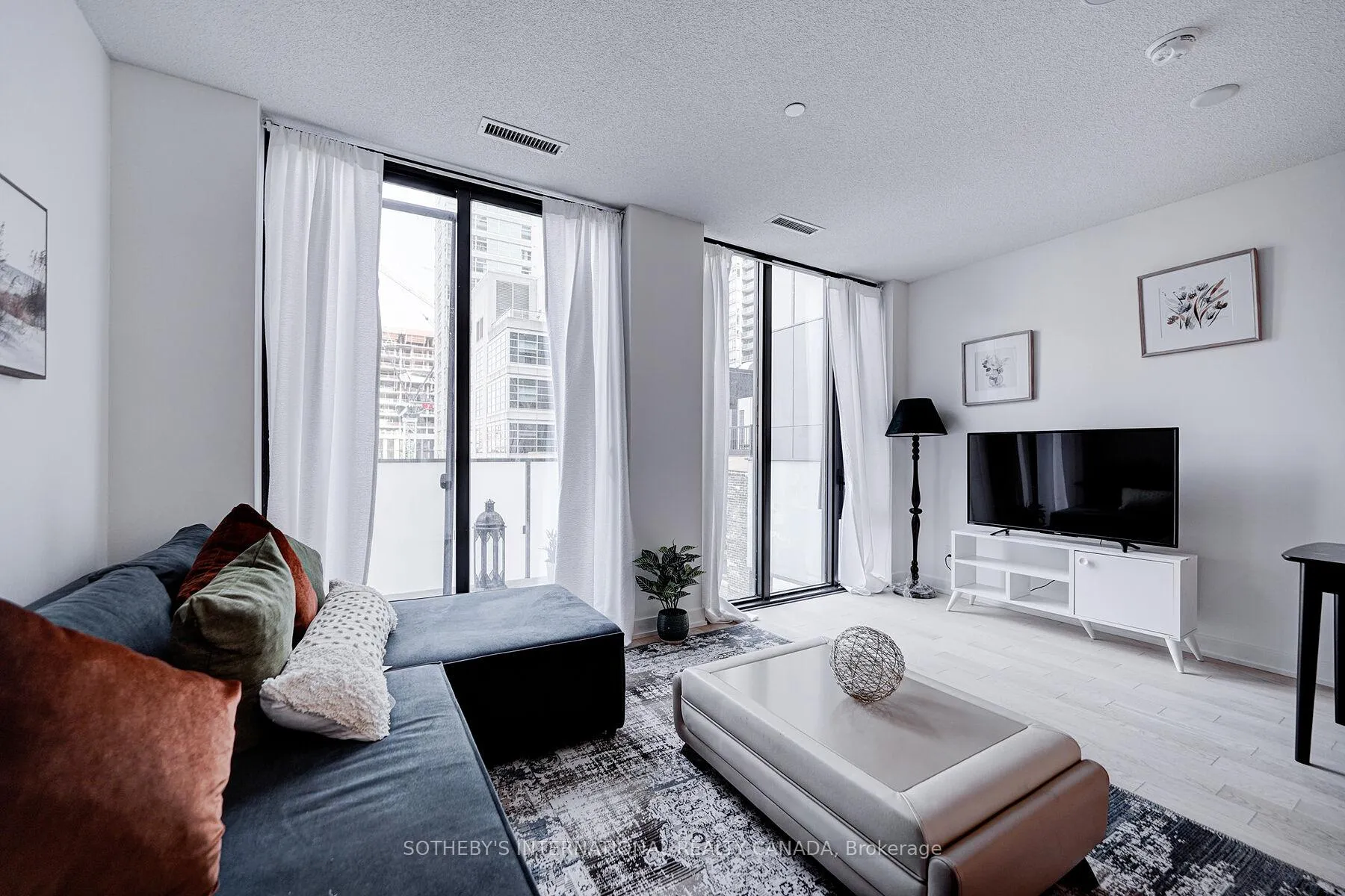 Photo 27 of Unit 402, 25 Richmond Street E, Toronto, Church-Yonge Corridor — HOMEH