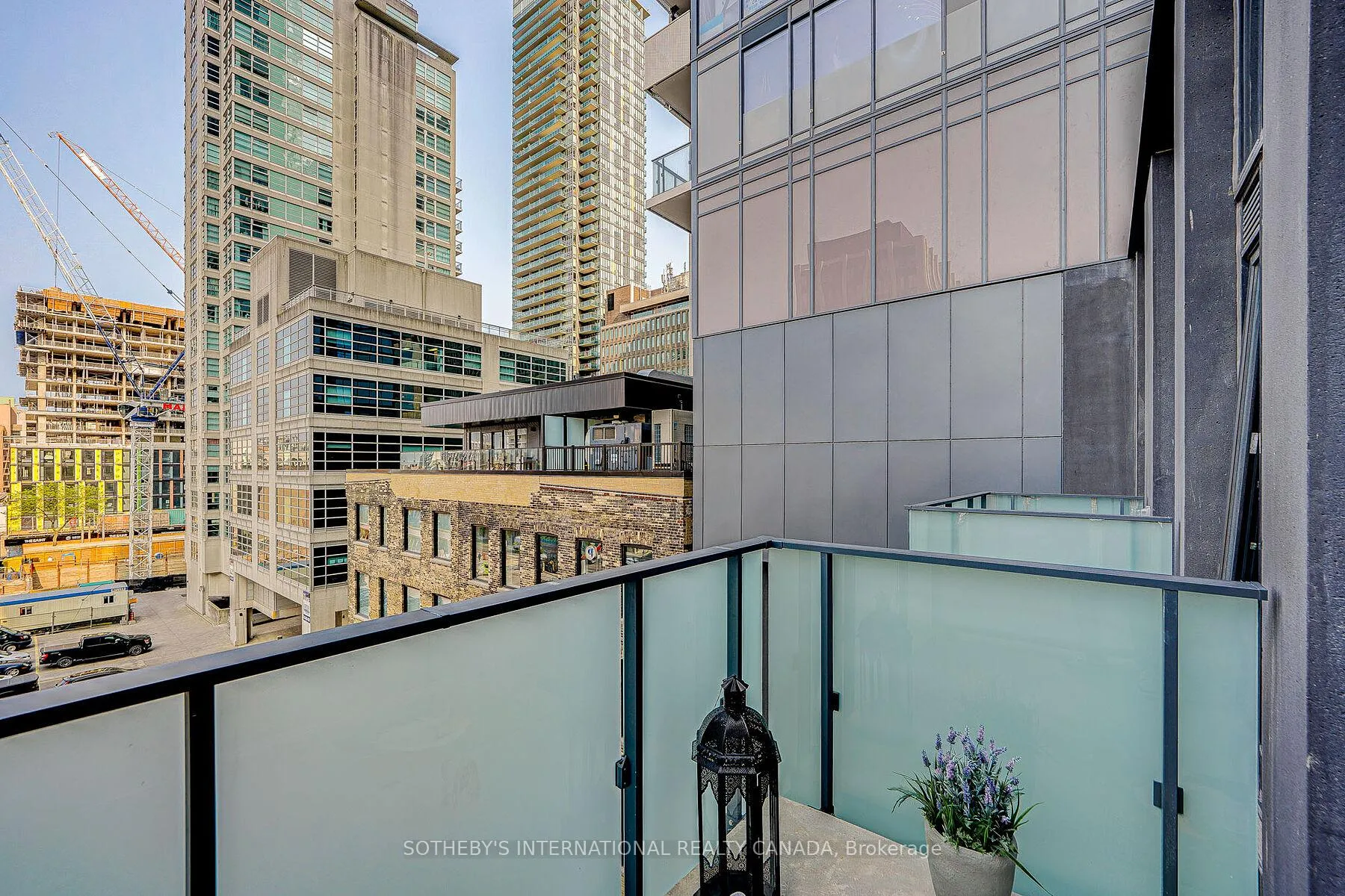 Photo 32 of Unit 402, 25 Richmond Street E, Toronto, Church-Yonge Corridor — HOMEH