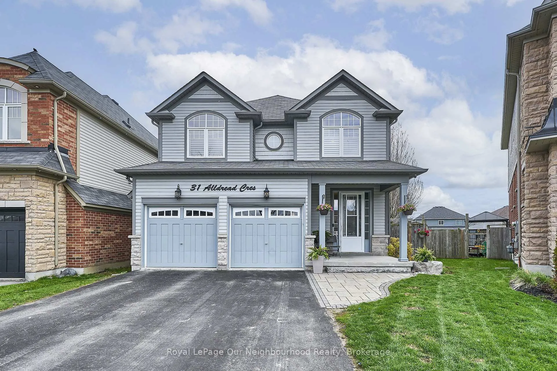 Photo 4 of 31 Alldread Crescent, Clarington, Newcastle — HOMEH
