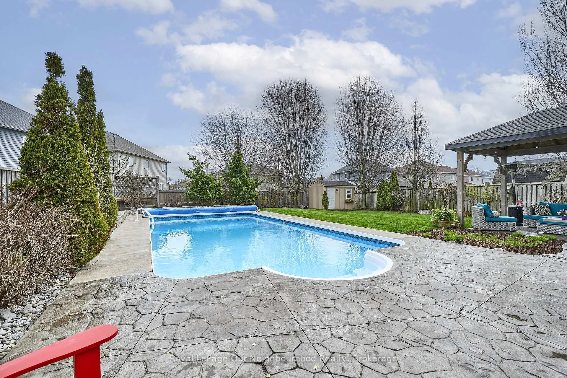 Photo 8 of 31 Alldread Crescent, Clarington, Newcastle — HOMEH