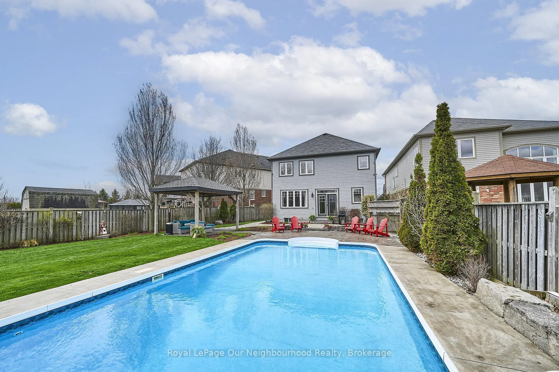 Photo 10 of 31 Alldread Crescent, Clarington, Newcastle — HOMEH