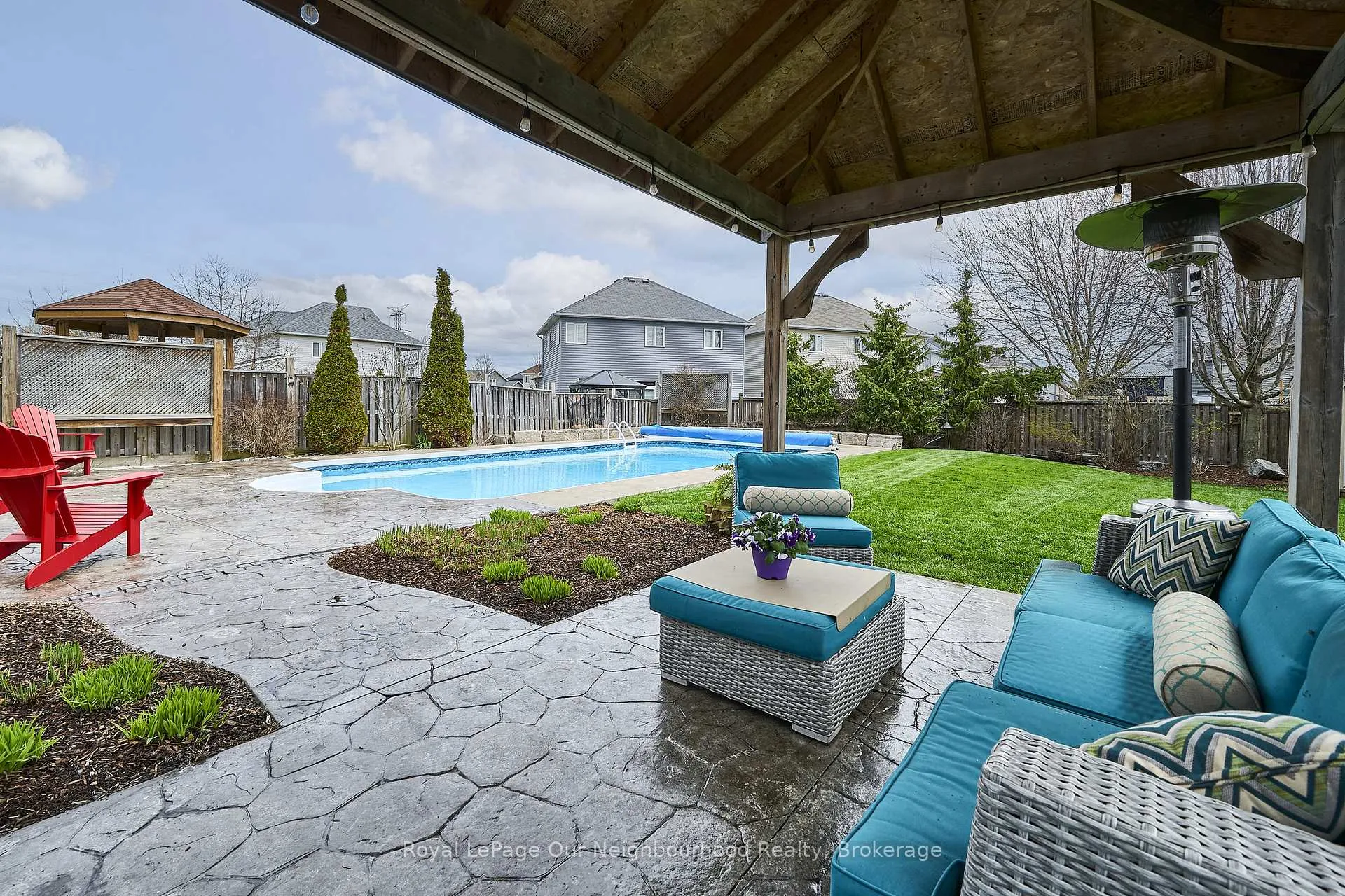 Photo 13 of 31 Alldread Crescent, Clarington, Newcastle — HOMEH