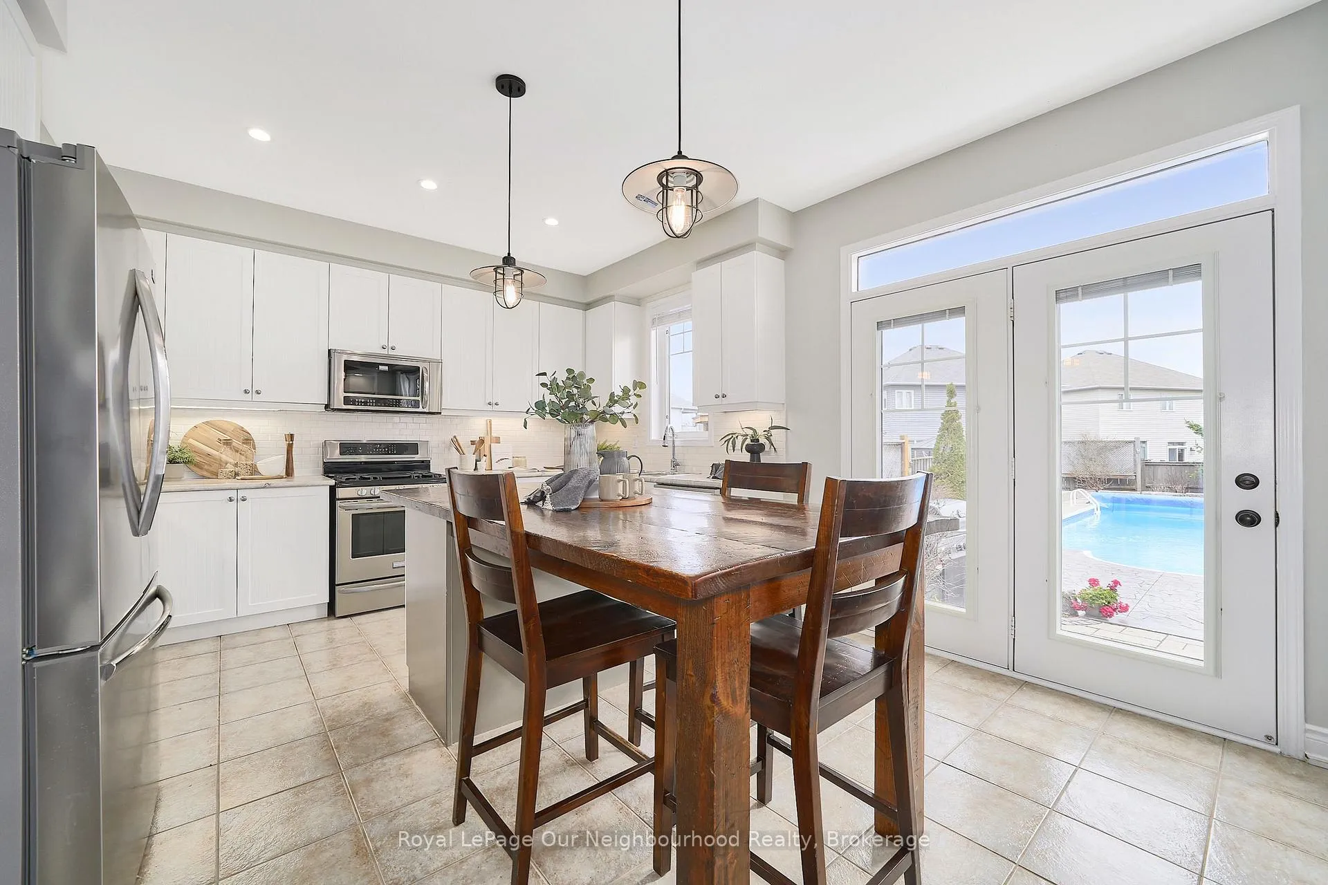 Photo 23 of 31 Alldread Crescent, Clarington, Newcastle — HOMEH