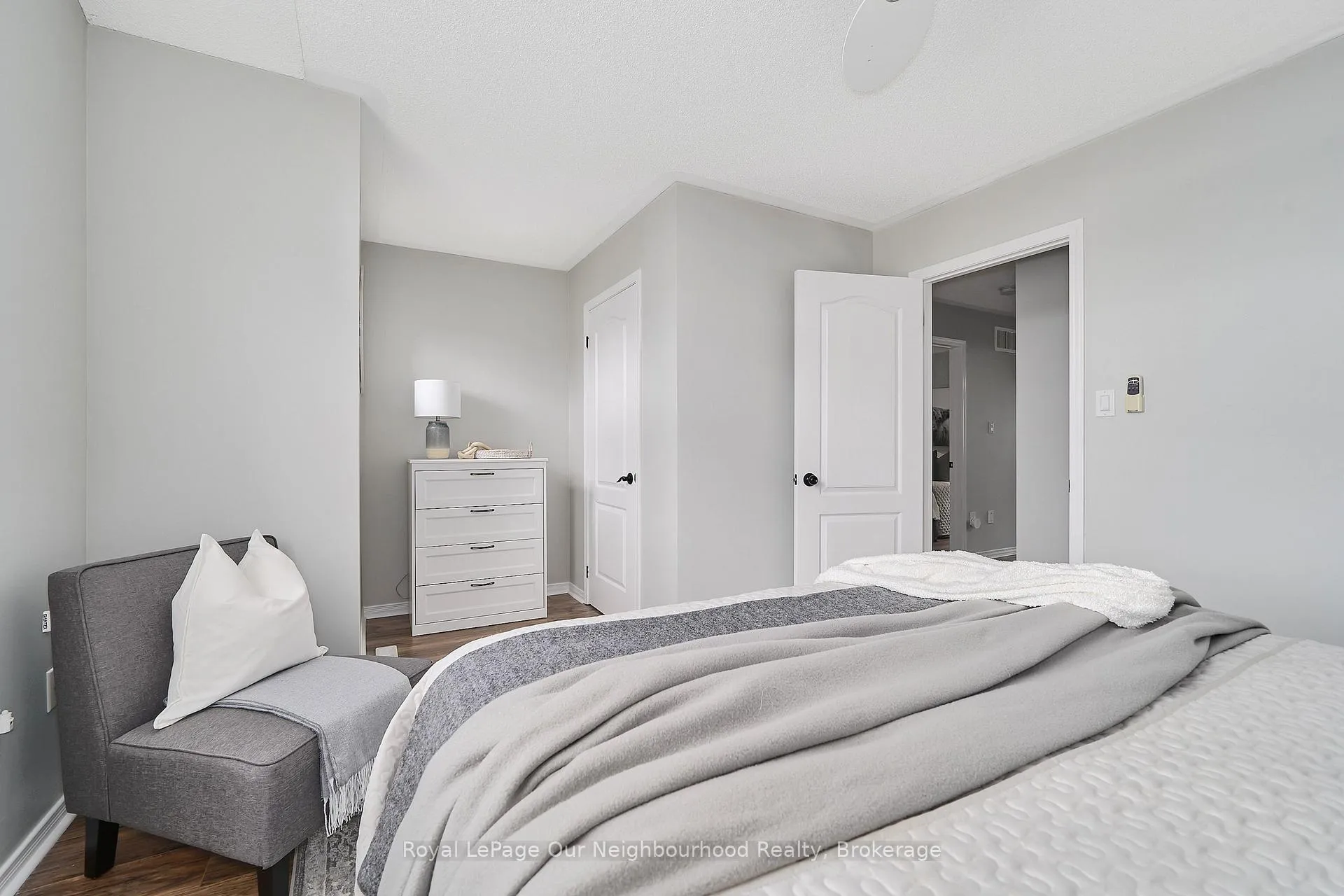Photo 35 of 31 Alldread Crescent, Clarington, Newcastle — HOMEH