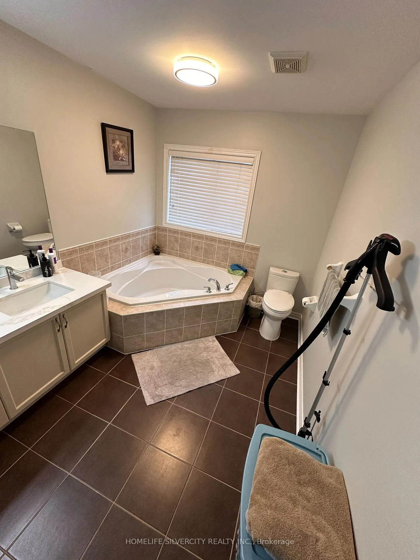 Photo 28 of 89 Fairwood Circle, Brampton, Sandringham-Wellington — HOMEH
