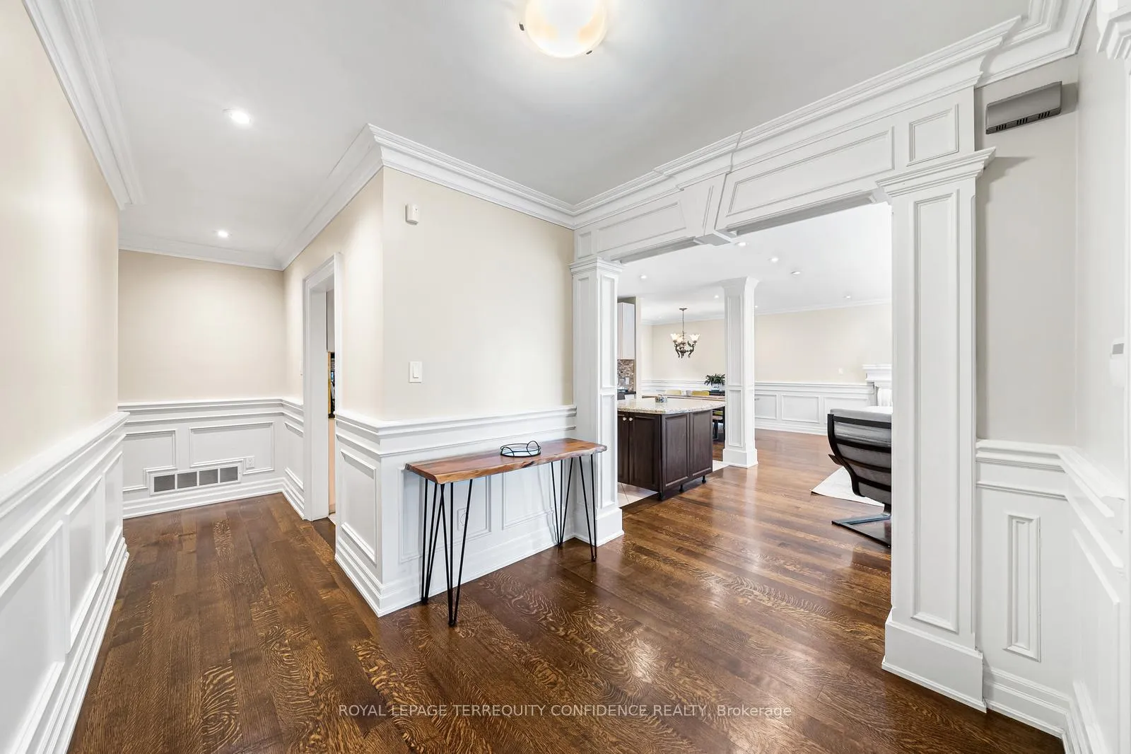 Photo 5 of 58 Burbank Drive, North York, Bayview Village — HOMEH