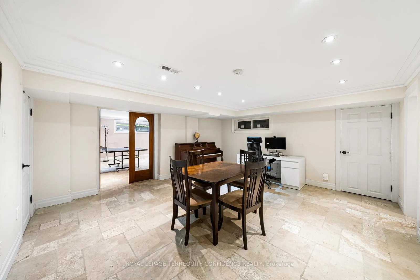 Photo 26 of 58 Burbank Drive, North York, Bayview Village — HOMEH