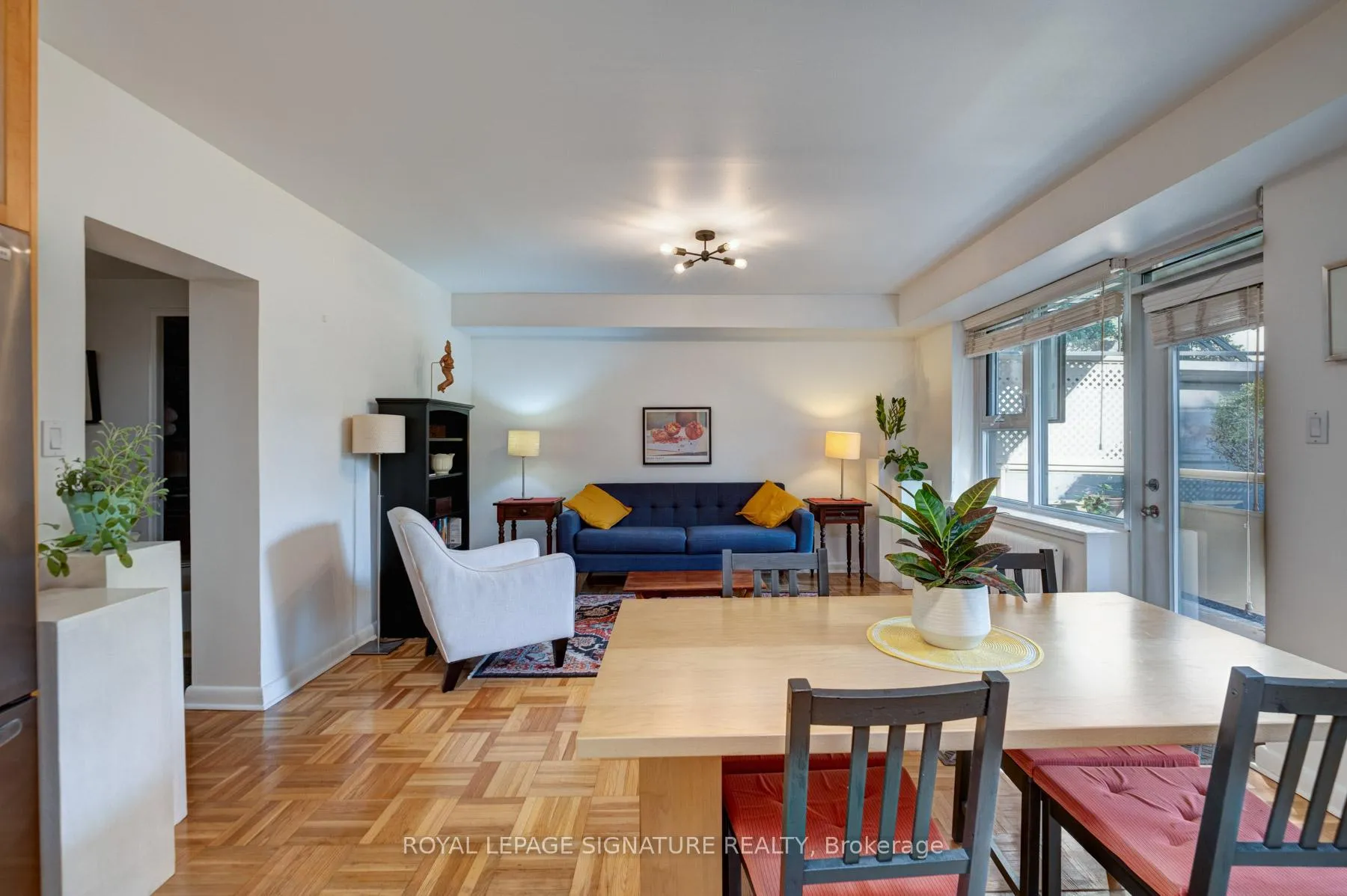 Photo 16 of Unit 3, 8 Corinth Gardens, Toronto, Mount Pleasant East — HOMEH